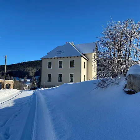 Im Erzgebirge - Alte Försterei Wildenthal *